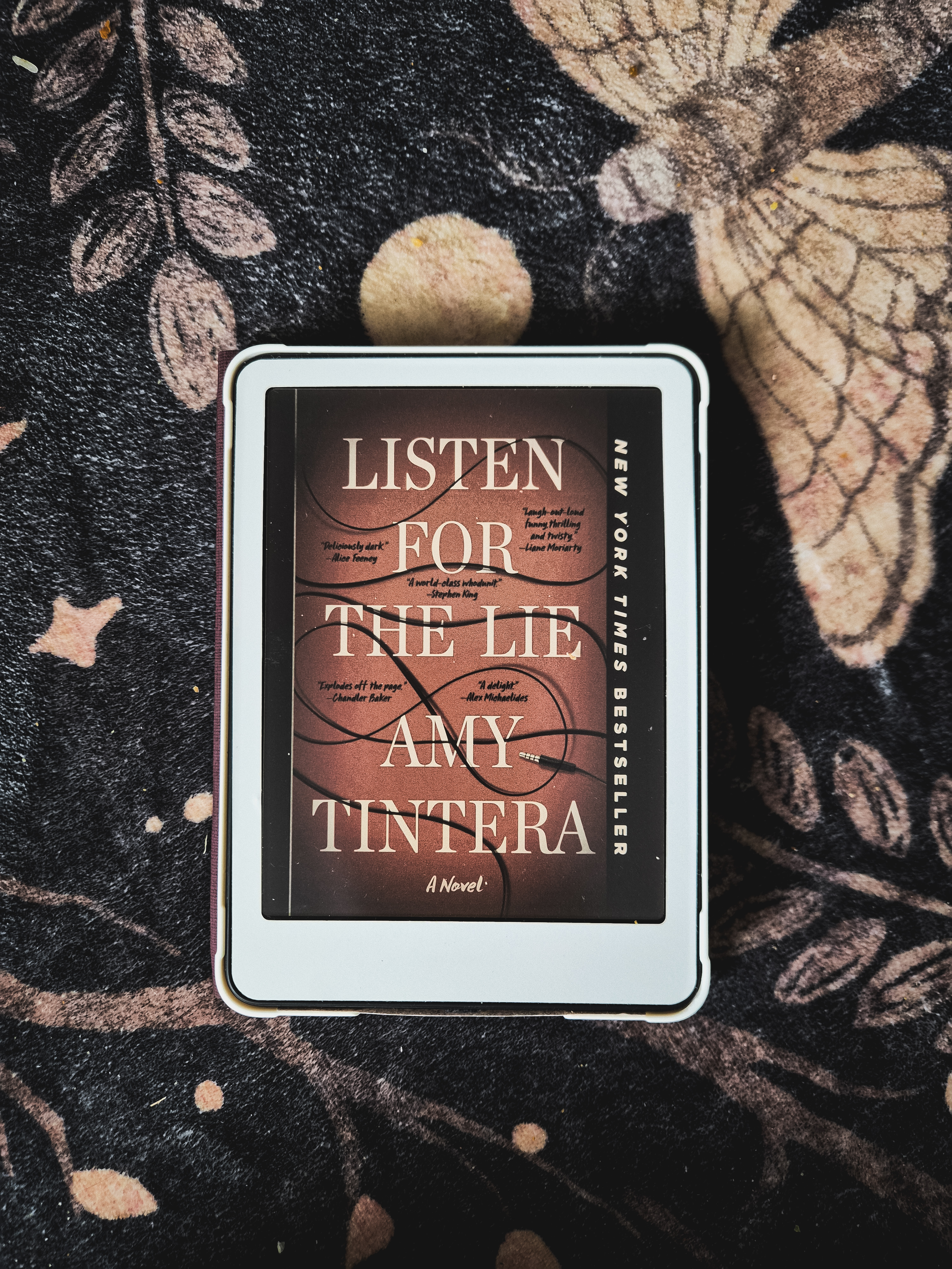 Listen For the Lie review